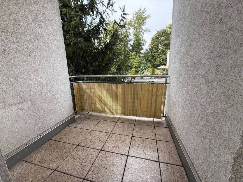 ab sofort ! 3-Zimmer mit Balkon und EBK I Badewanne + Dusche