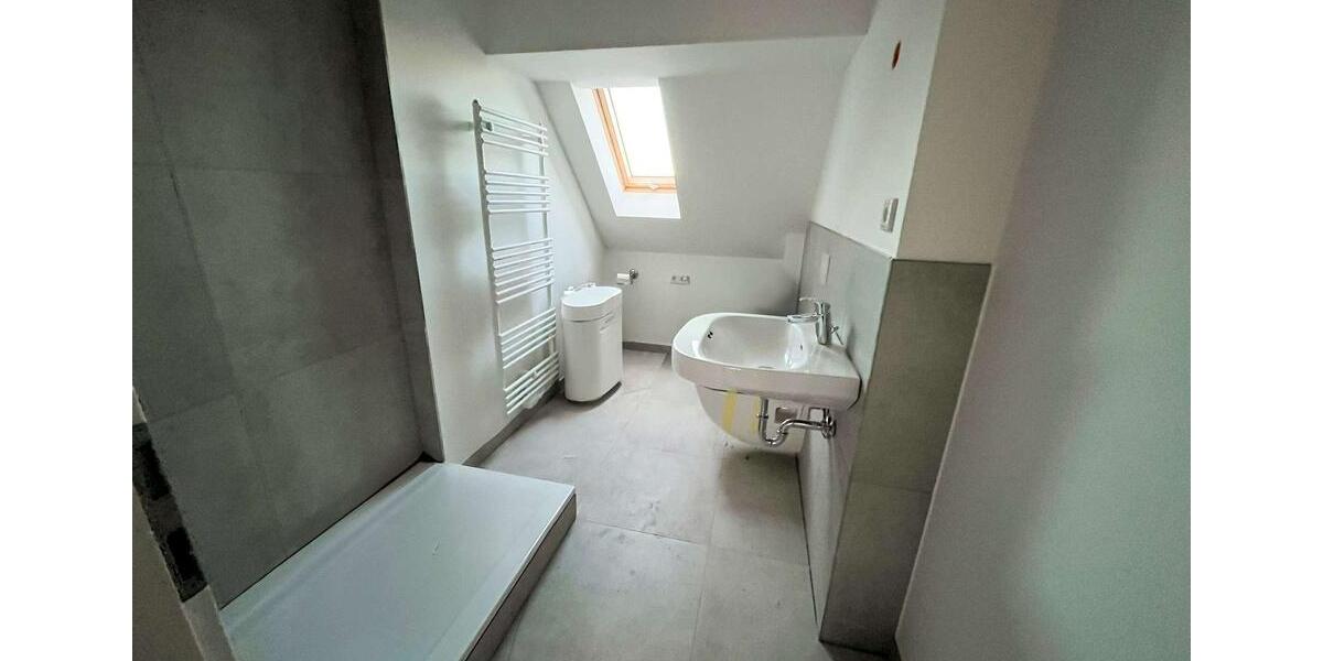 Dachgeschoßwohnung Leipzig Nord - 1 Zimmer, 29 m&sup2;, 450&euro; | Angebot:26662900