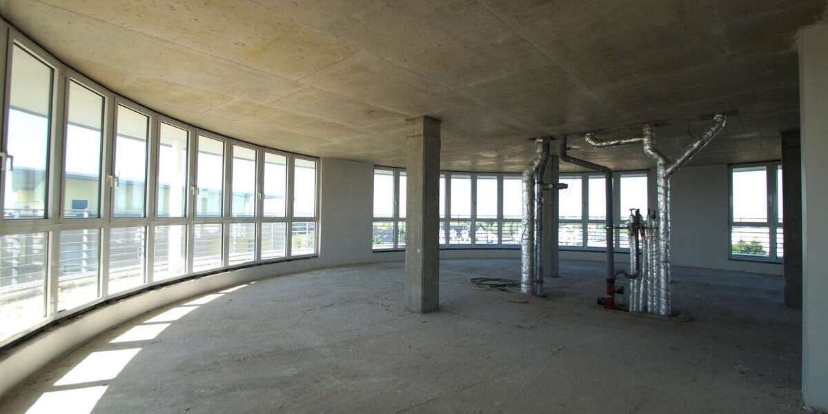 Individuell gestaltbare Bürofläche am Flughafen: Mit Balkon und viel Tageslicht zimmer