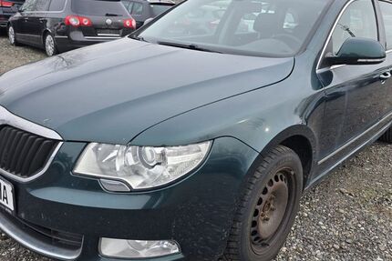 Skoda Superb 347.810 km 2.990 &euro; Taucha 04425