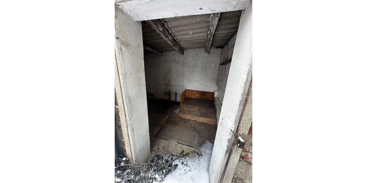 Einfamilienhaus Bad Dürrenberg Oebles-Schlechtewitz - 5 Zimmer, 110 m&sup2;, 30.000&euro; | Angebot:25771900