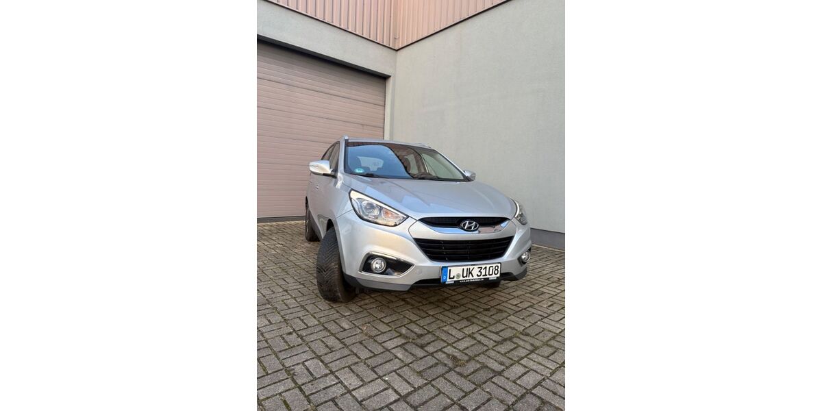 Hyundai TUCSON 37.800 km 11.111 &euro; Großpösna 04463