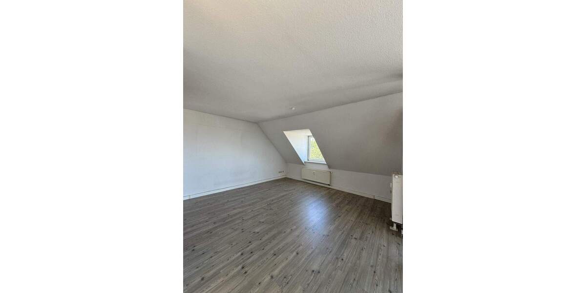 Etagenwohnung Naunhof Erdmannshain - 3 Zimmer, 97 m&sup2;, 700&euro; | Angebot:25536243