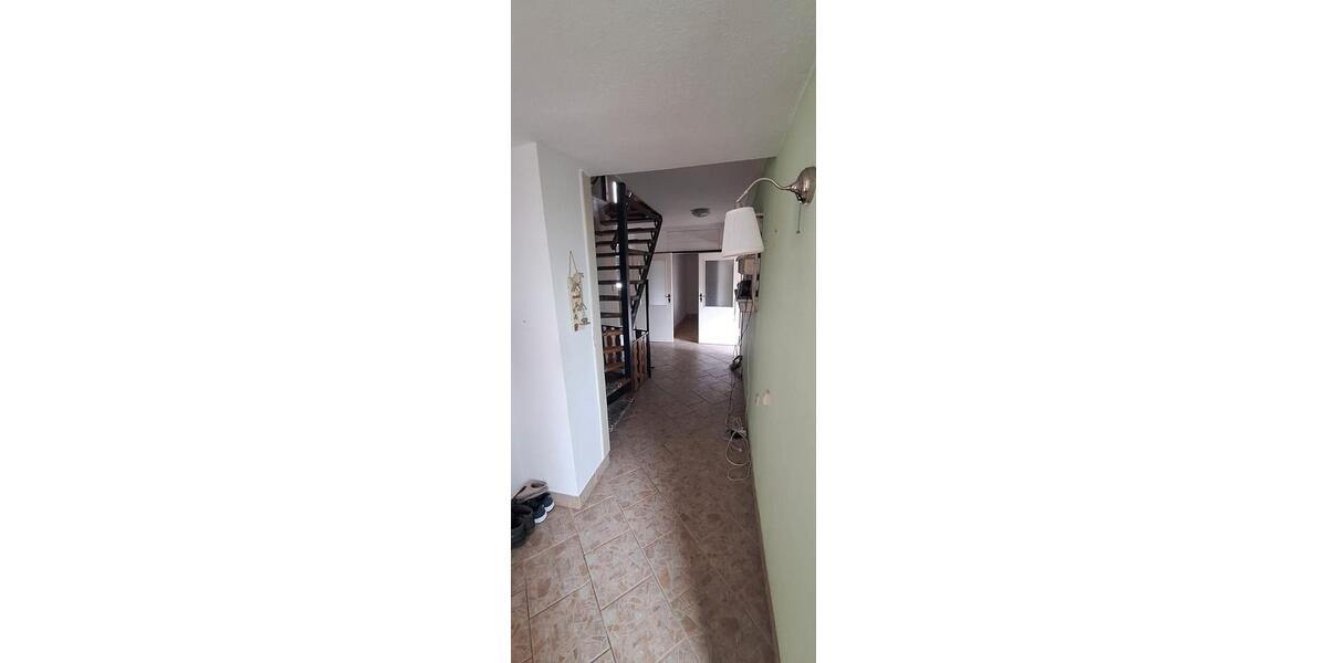 Einfamilienhaus Borna - 8 Zimmer, 175 m&sup2;, 290.000&euro; | Angebot:26926219