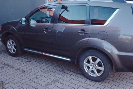Mitsubishi Outlander 184.699 km 7.500 &euro; Leipzig 04347