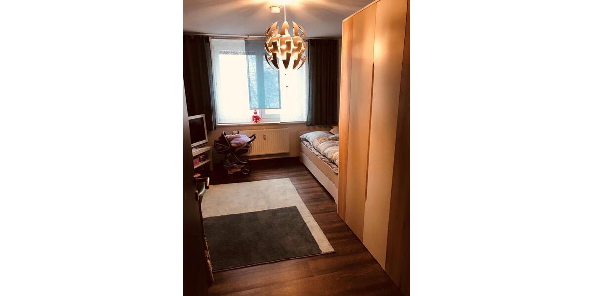 Etagenwohnung Hohenmölsen - 7 Zimmer, 150 m&sup2;, 149.000&euro; | Angebot:26827525
