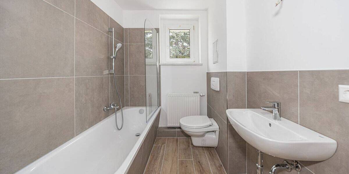 Etagenwohnung Borna Wyhra - 4 Zimmer, 70 m&sup2;, 630&euro; | Angebot:25957247