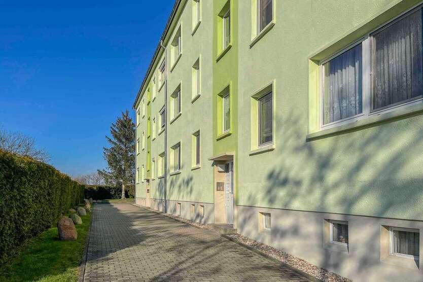 Wohnung zum Kaufen in Thallwitz 40.000 € 61.96 m²