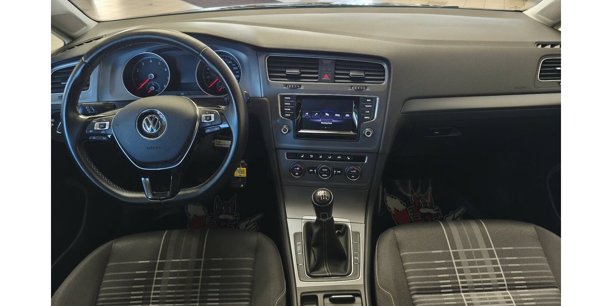 VW Golf Lounge 1.4 /Bi-Xenon/Navi/Tempo/Ahk 78.284 km 13.990 &euro; Leipzig 04347