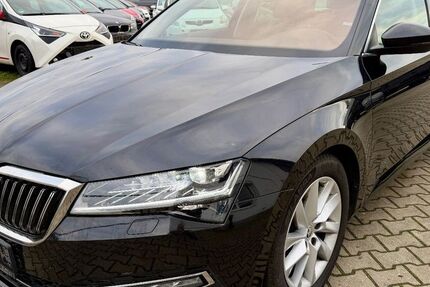 Skoda Superb 170.000 km 20.825 &euro; Zwenkau OT Löbschütz 04442