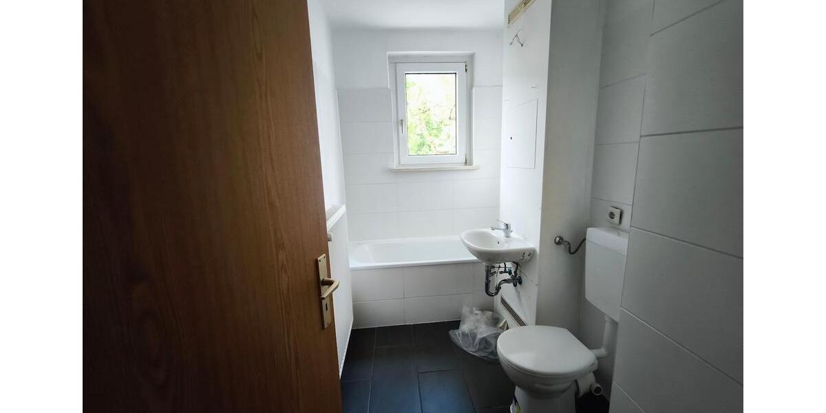 Etagenwohnung Merseburg - 2 Zimmer, 51 m&sup2;, 312&euro; | Angebot:26635032