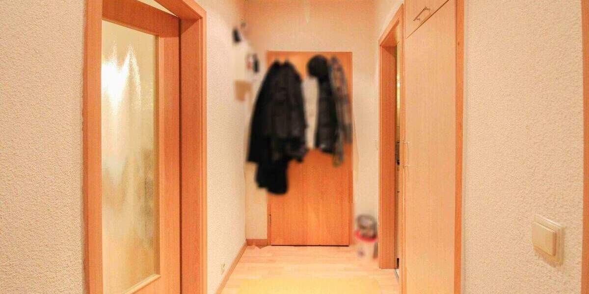 Etagenwohnung Pegau - 2 Zimmer, 47 m&sup2;, 35.000&euro; | Angebot:25749599