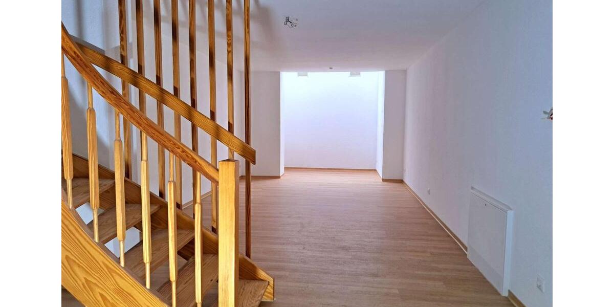 Erdgeschoßwohnung Leipzig Paunsdorf - 4 Zimmer, 100 m&sup2;, 1.070&euro; | Angebot:25428644