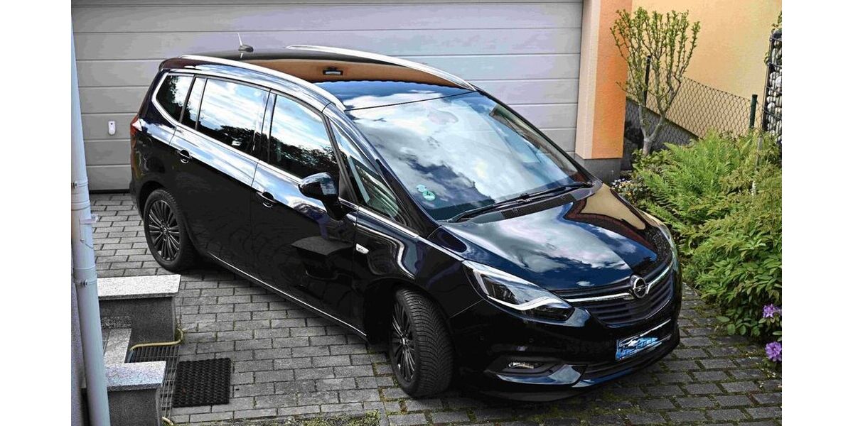 Opel Zafira Tourer 89.000 km 17.500 &euro; Naunhof 04683