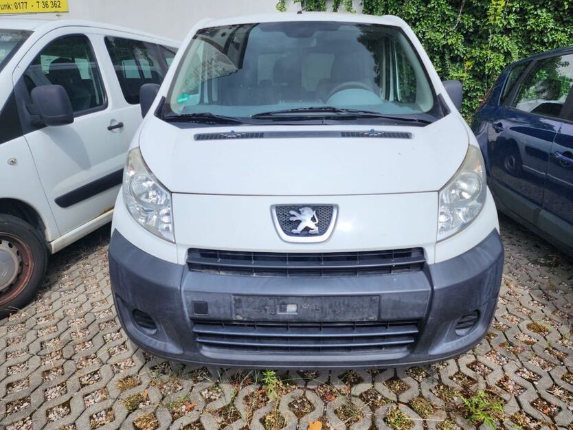 Peugeot Expert 352.900 km 2.700 € Leipzig 04279
