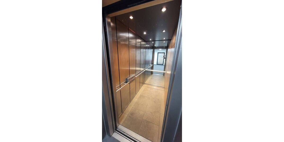 Gewerbeobjekt Leipzig Zentrum-Ost - 2 Zimmer, 979 m&sup2;, 10.780&euro; | Angebot:25986799