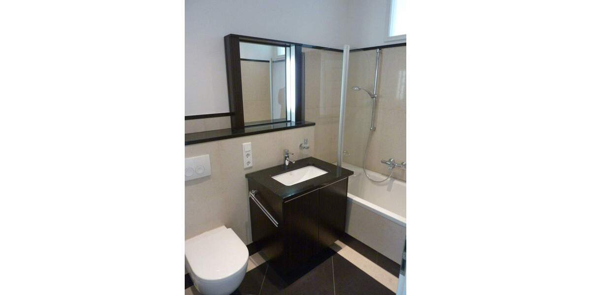 Freistehende 3-Raum-Wohnung in Gohlis - exklusive Ausstattung mit Balkon!! 3 zimmer