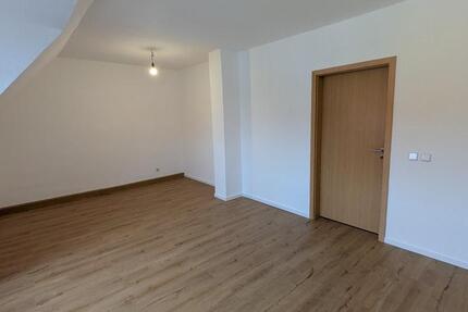 Wohnung Groitzsch - 3 Zimmer, 60 m&sup2;, 380&euro; | Angebot:26549206