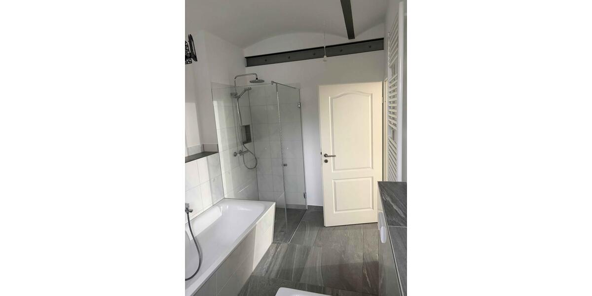 Doppelhaushälfte Leipzig Ost - 5 Zimmer, 135 m&sup2;, 1.755&euro; | Angebot:25225710