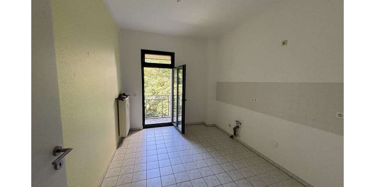 +++ Aus 2 mach 1 - Gohlis Süd - 4 - Zimmer - 2 - Bäder - Balkon +++ 4 zimmer