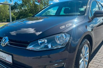 VW Golf 101.451 km 11.799 &euro; Schkopau 06258