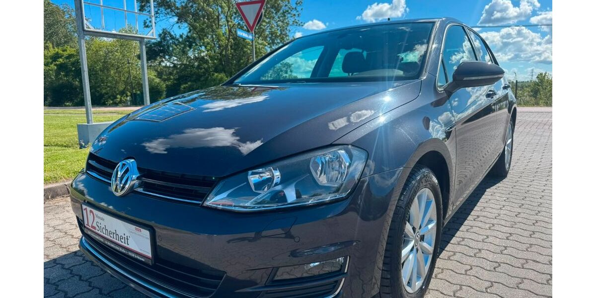 VW Golf 101.451 km 11.799 &euro; Schkopau 06258