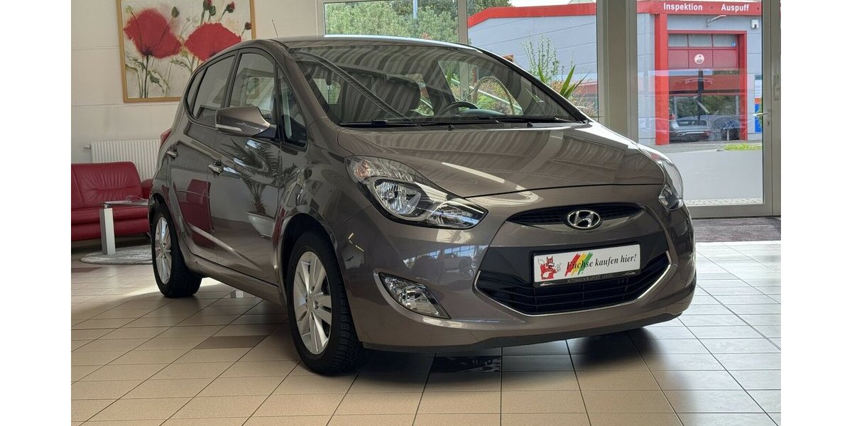 Hyundai ix20 FIFA world Cup Edition Automatik/LEDER/AHK/ 59.985 km 10.990 &euro; Leipzig 04347
