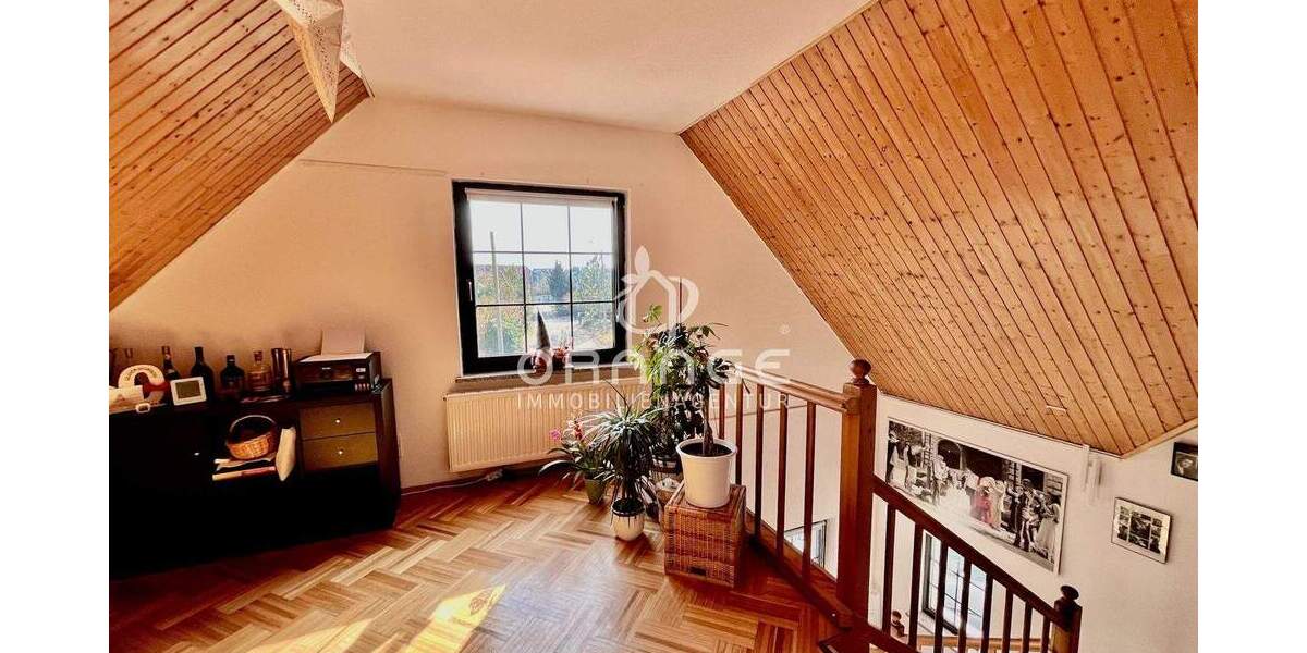 Mehrfamilienhaus, Wohnhaus Leipzig- Burghausen / Rückmarsdorf Burghausen-Rückmarsdorf - 9 Zimmer, 240 m&sup2;, 675.000&euro; | Angebot:25815670