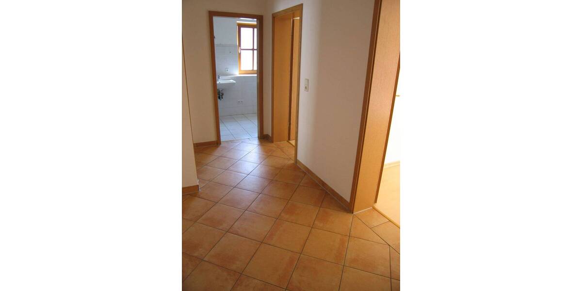 Etagenwohnung Leuna Günthersdorf - 3 Zimmer, 73 m&sup2;, 124.900&euro; | Angebot:26319466