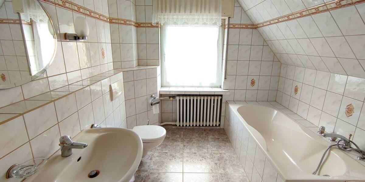 Einfamilienhaus Schkeuditz Radefeld - 6 Zimmer, 144 m&sup2;, 300.000&euro; | Angebot:25701666