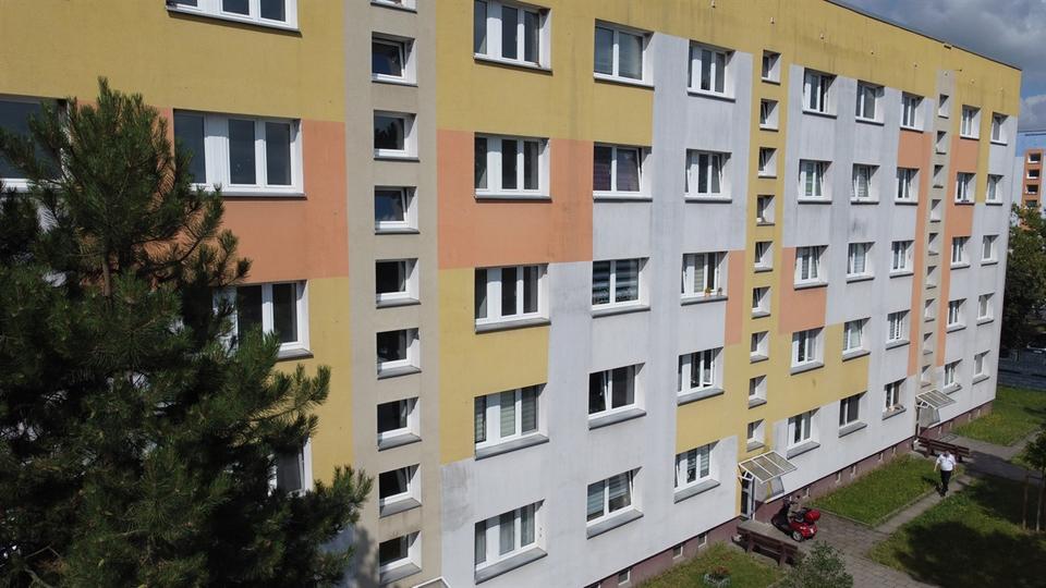 Erdgeschoßwohnung Borna - 2 Zimmer, 47 m&sup2;, 300&euro; | Angebot:25384415