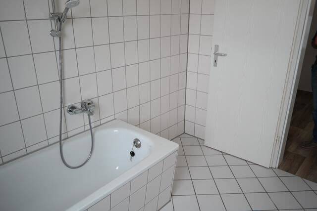 Etagenwohnung Leuna - 3 Zimmer, 70 m&sup2;, 109.000&euro; | Angebot:26473173