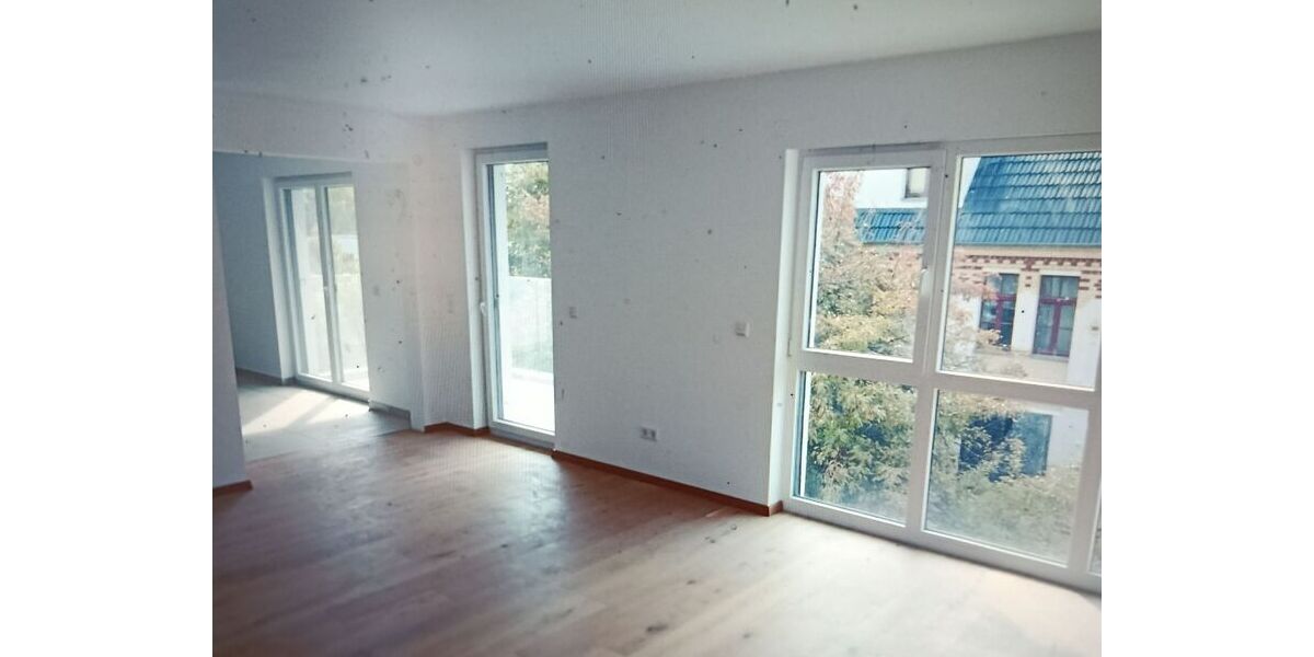 Exklusiver, neuwertige 4-Raumwohnung im 3 OG mit Kamin und Süd Balkon - Appartement Leipzig Zentrum-Süd | Angebot:26882628