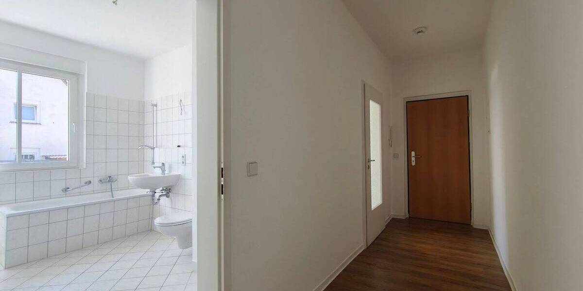 Etagenwohnung Kitzscher Braußwig - 2 Zimmer, 50 m&sup2;, 293&euro; | Angebot:26885994