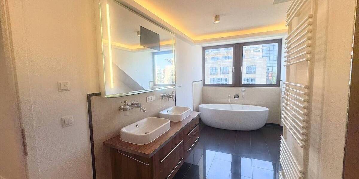 Etagenwohnung Leipzig Neustadt-Neuschönefeld - 4 Zimmer, 173 m&sup2;, 1.750&euro; | Angebot:26695803