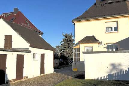 Haus zum Kaufen in Leipzig Thekla 299.000 € 95 m² 4 zimmer