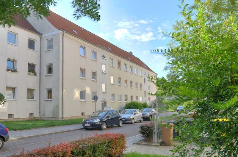 Wohnung zum Mieten in Halle 477 € 63.59 m²