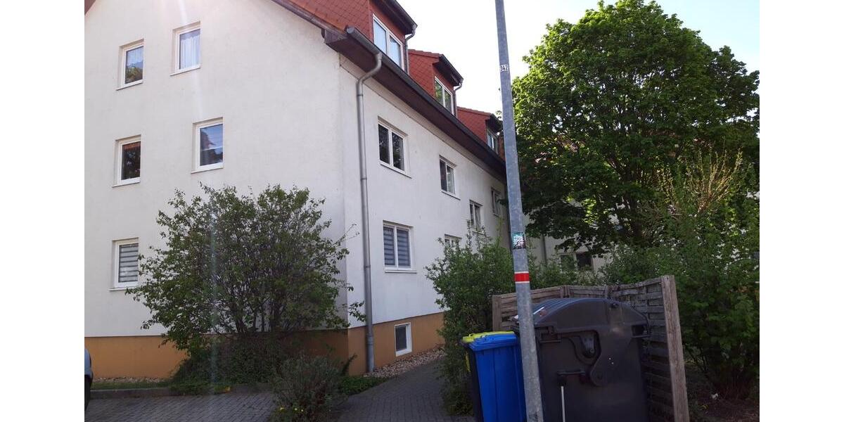 Dachgeschoßwohnung Leuna - 2 Zimmer, 44 m&sup2;, 392&euro; | Angebot:25789818