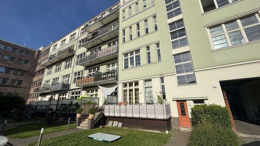 Wohnung zum Kaufen in Leipzig 449.000 € 110.36 m²