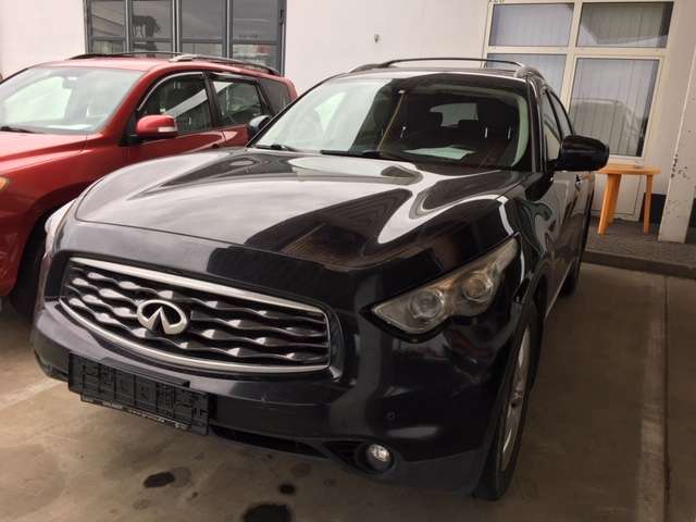INFINITI FX 28.600 km 13.000 &euro; Schkeuditz 04435