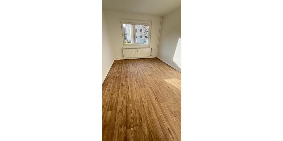 Etagenwohnung Leipzig Lausen-Grünau - 3 Zimmer, 67 m&sup2;, 360&euro; | Angebot:26662736