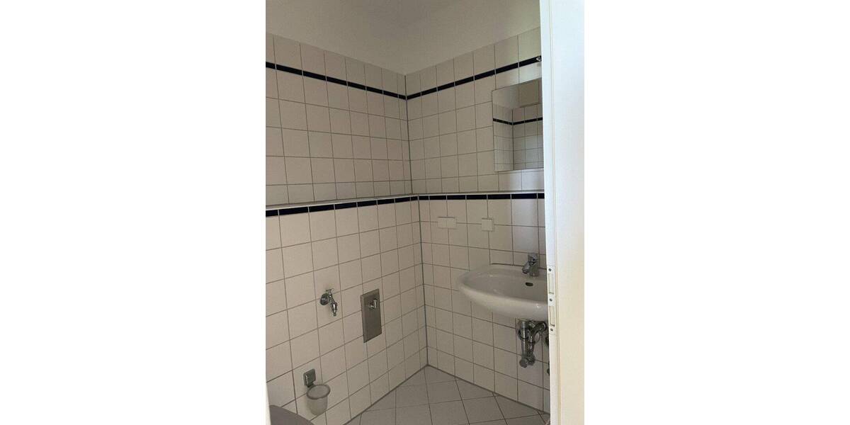 Etagenwohnung Leipzig Grünau Grünau-Mitte - 1 Zimmer, 33 m&sup2;, 65.000&euro; | Angebot:26883477
