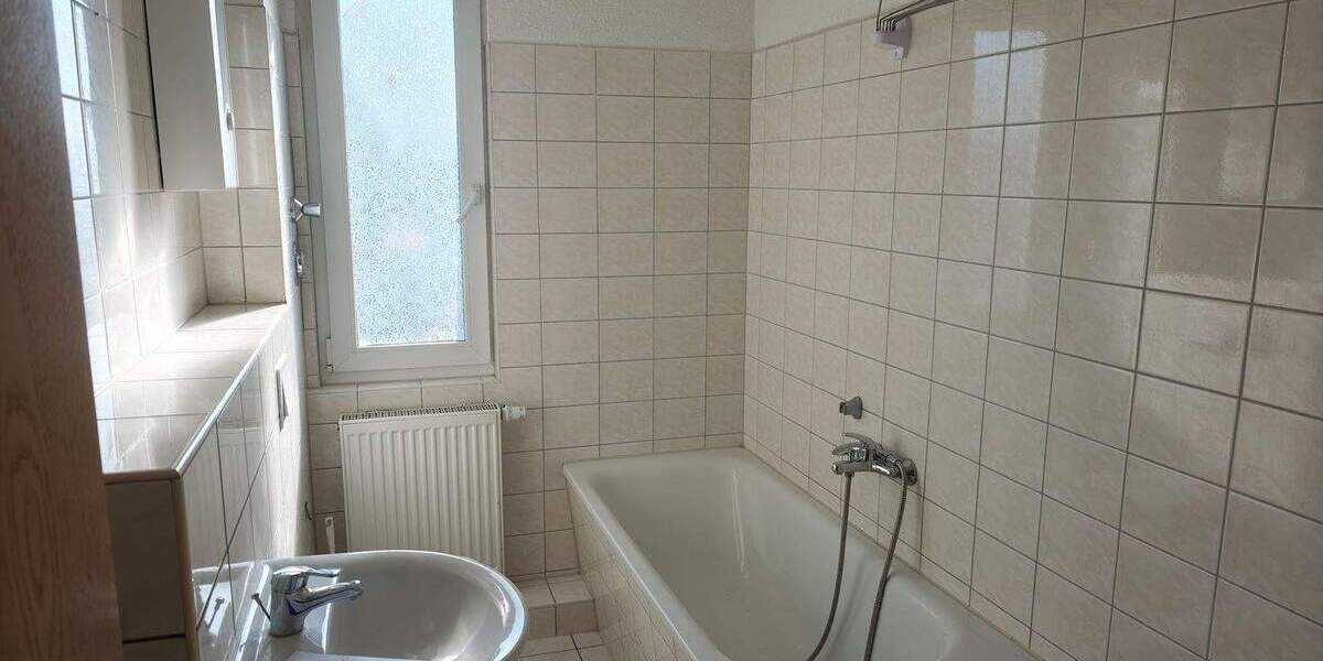 Etagenwohnung Regis-Breitingen Breitingen - 4 Zimmer, 88 m&sup2;, 528&euro; | Angebot:25877660