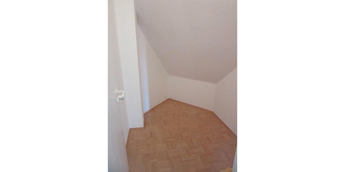 Dachgeschoßwohnung Leipzig Ost - 3 Zimmer, 96 m&sup2;, 950&euro; | Angebot:26588859