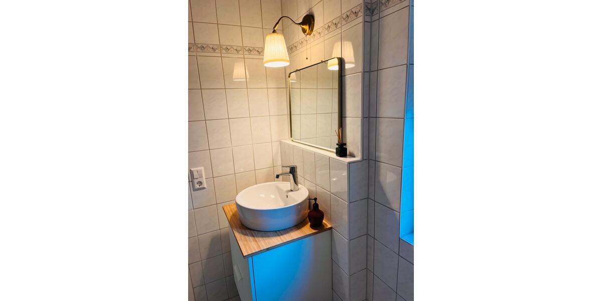 Dachgeschoßwohnung Leipzig Südwest - 2 Zimmer, 45 m&sup2;, 1.400&euro; | Angebot:25365154