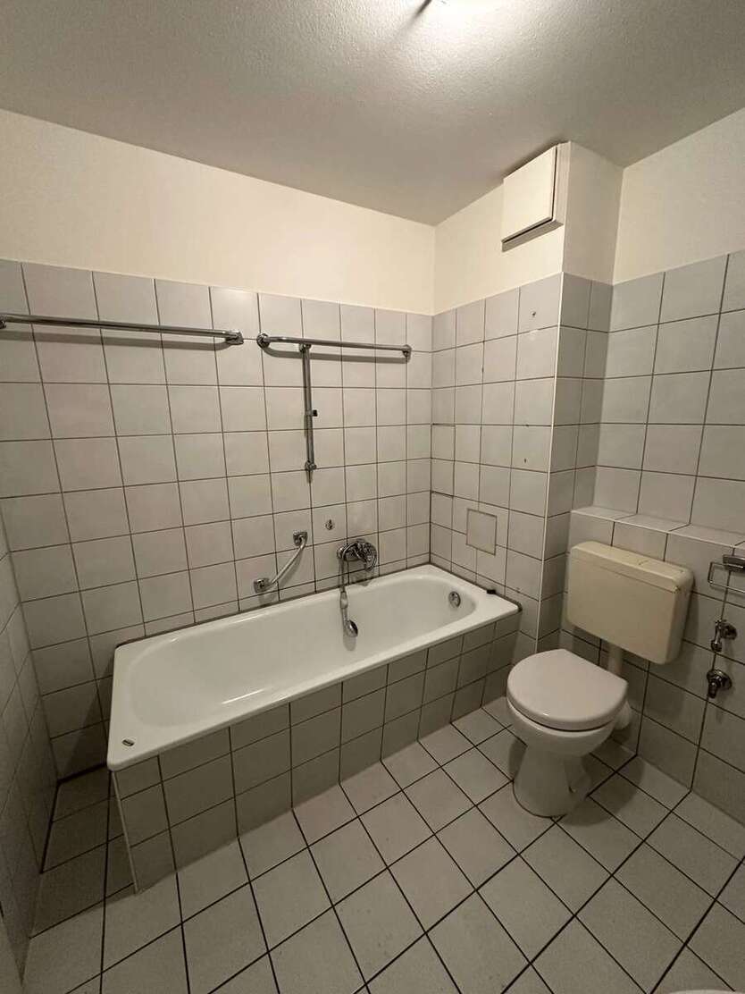 ++Erdgeschosswohnung mit 2 Balkone und Tiefgarage++ 3 zimmer