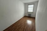 Etagenwohnung Leuna - 4 Zimmer, 75 m&sup2;, 400&euro; | Angebot:25782206