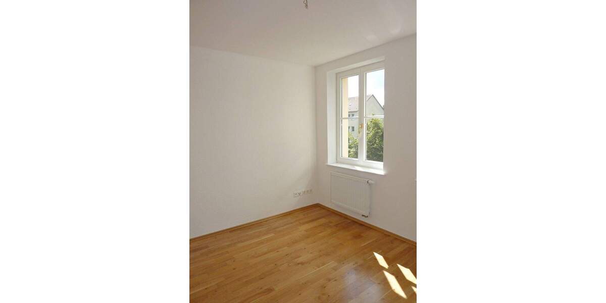 Etagenwohnung Leipzig Mockau-Nord - 4 Zimmer, 82 m&sup2;, 215.000&euro; | Angebot:25673893