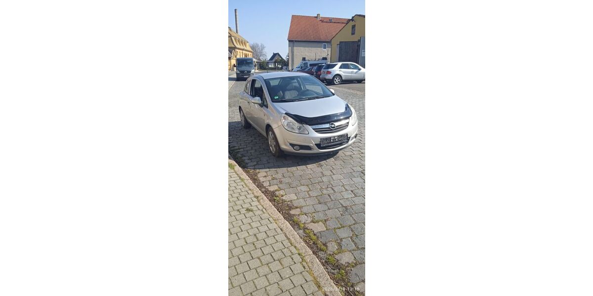 Opel Corsa 241.411 km 1.350 &euro; Pegau Kitzen 04523