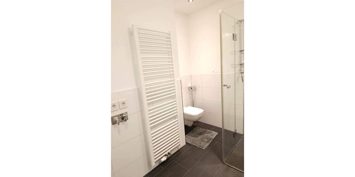 Etagenwohnung Zwenkau - 3 Zimmer, 108 m&sup2;, 1.499&euro; | Angebot:25736432